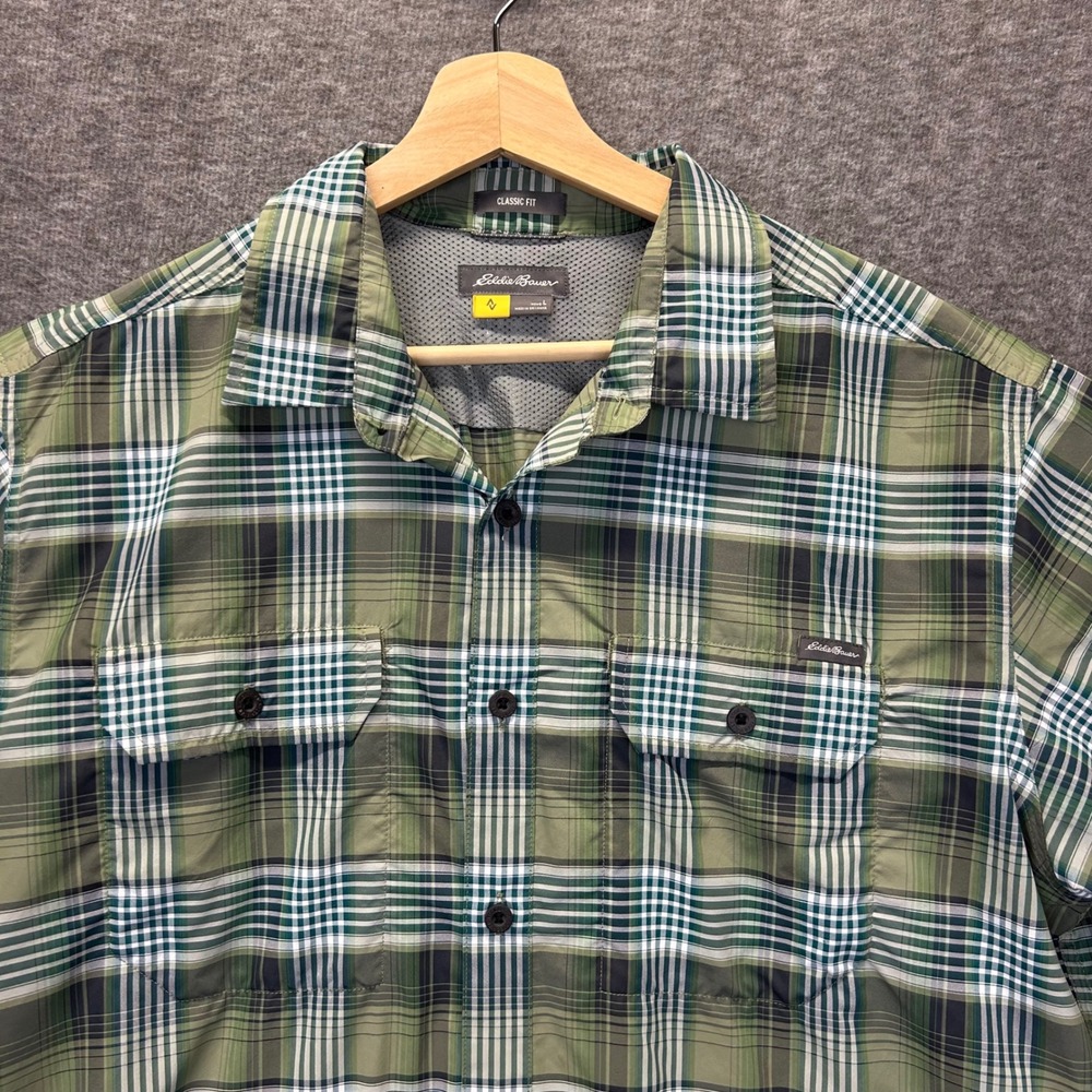Eddie Bauer Mens Large Classic Fit Plaid Short Sleeve Hiking‎ Shirt Green Mesh